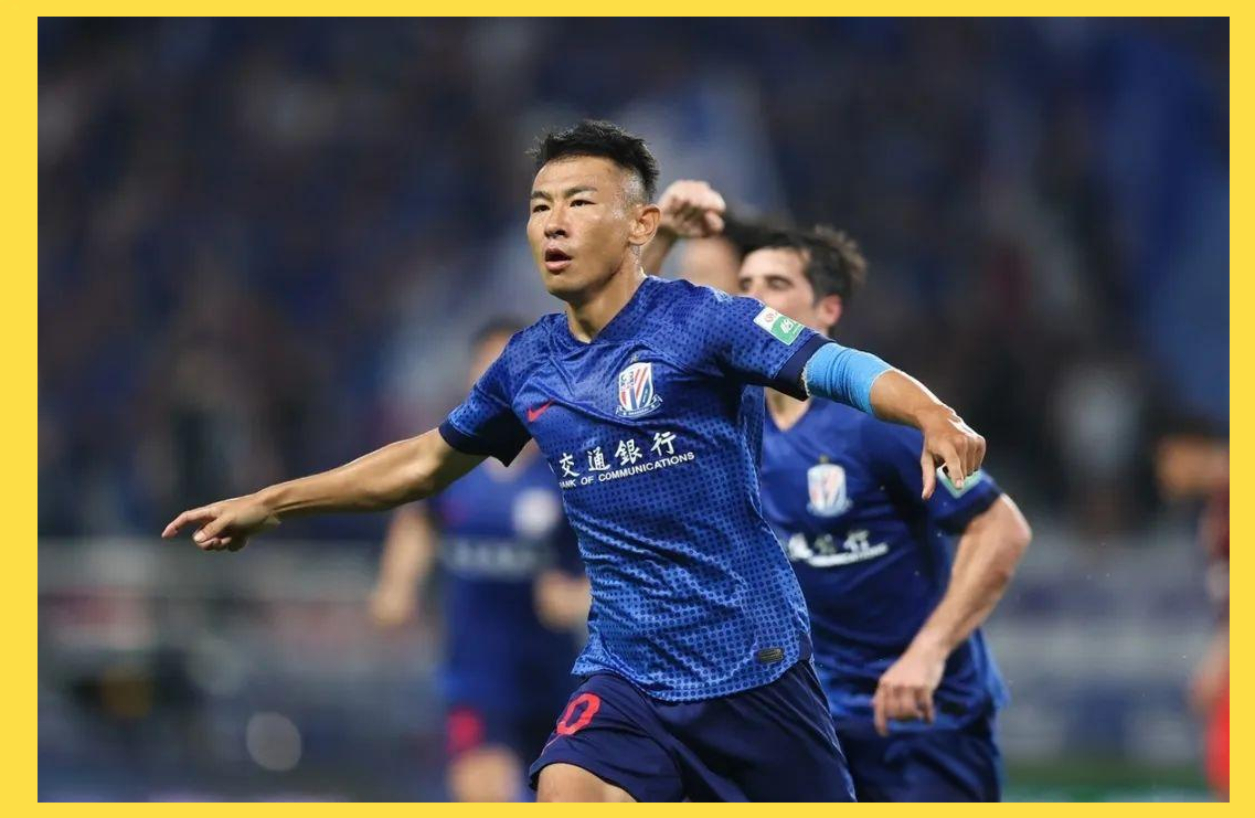 今晚上海申花备战英超；临场应变细节曝光；管理层满意；轮换策略成焦点的简单介绍