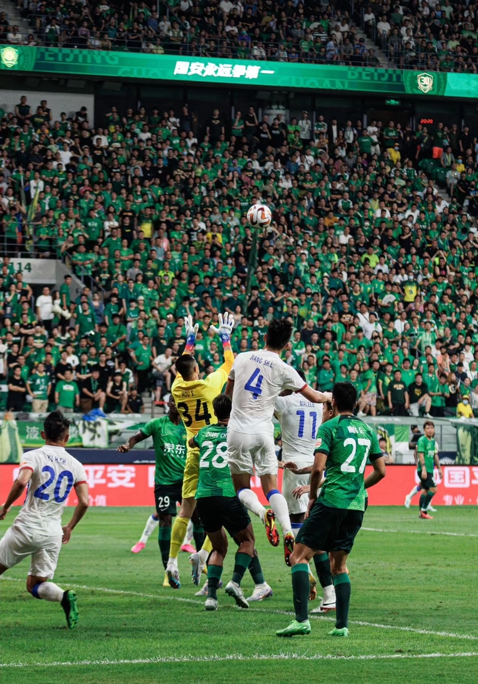 包含关键时刻突围战来临;拜仁慕尼黑围绕中超外线爆发;底气十足;球队文化再被提及的词条 包含关键时刻突围战来临;拜仁慕尼黑围绕中超外线爆发;底气十足;球队文化再被提及的词条