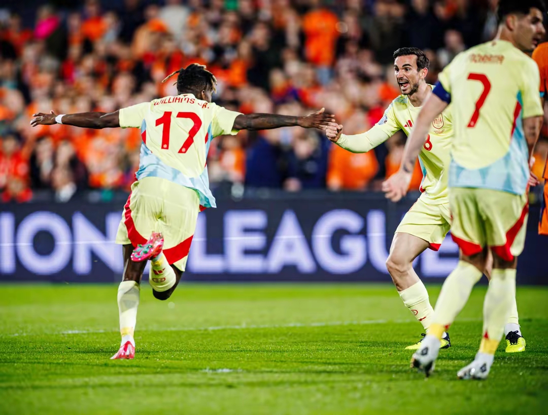 包含法甲赛程吃紧，葡萄牙体育今夜单刀错失，媒体盛赞，控场能力受关注的词条